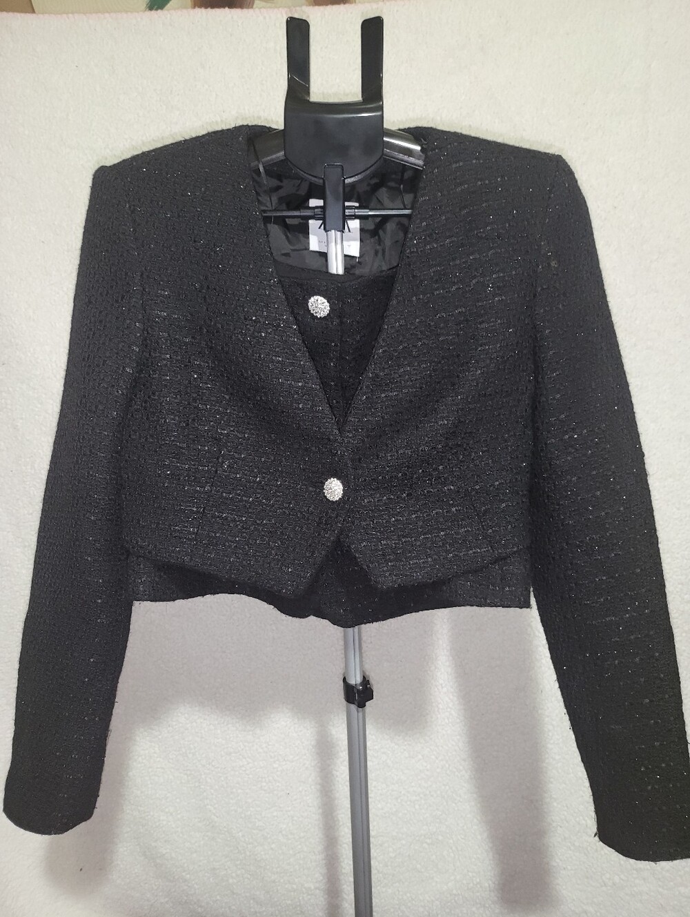 Zara SET - Classic Black Cropped Tweed Jacket with Decorative Buttons W Skirt - Picture 2 of 5